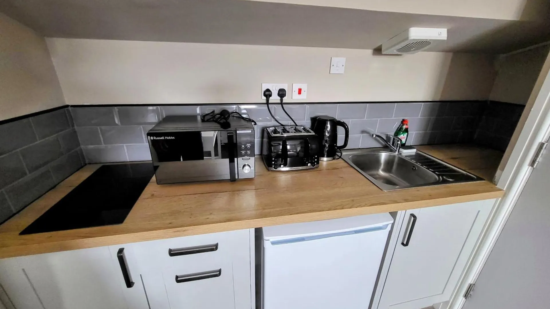 Comfortable Stay - Loughborough Nottingham Guest house