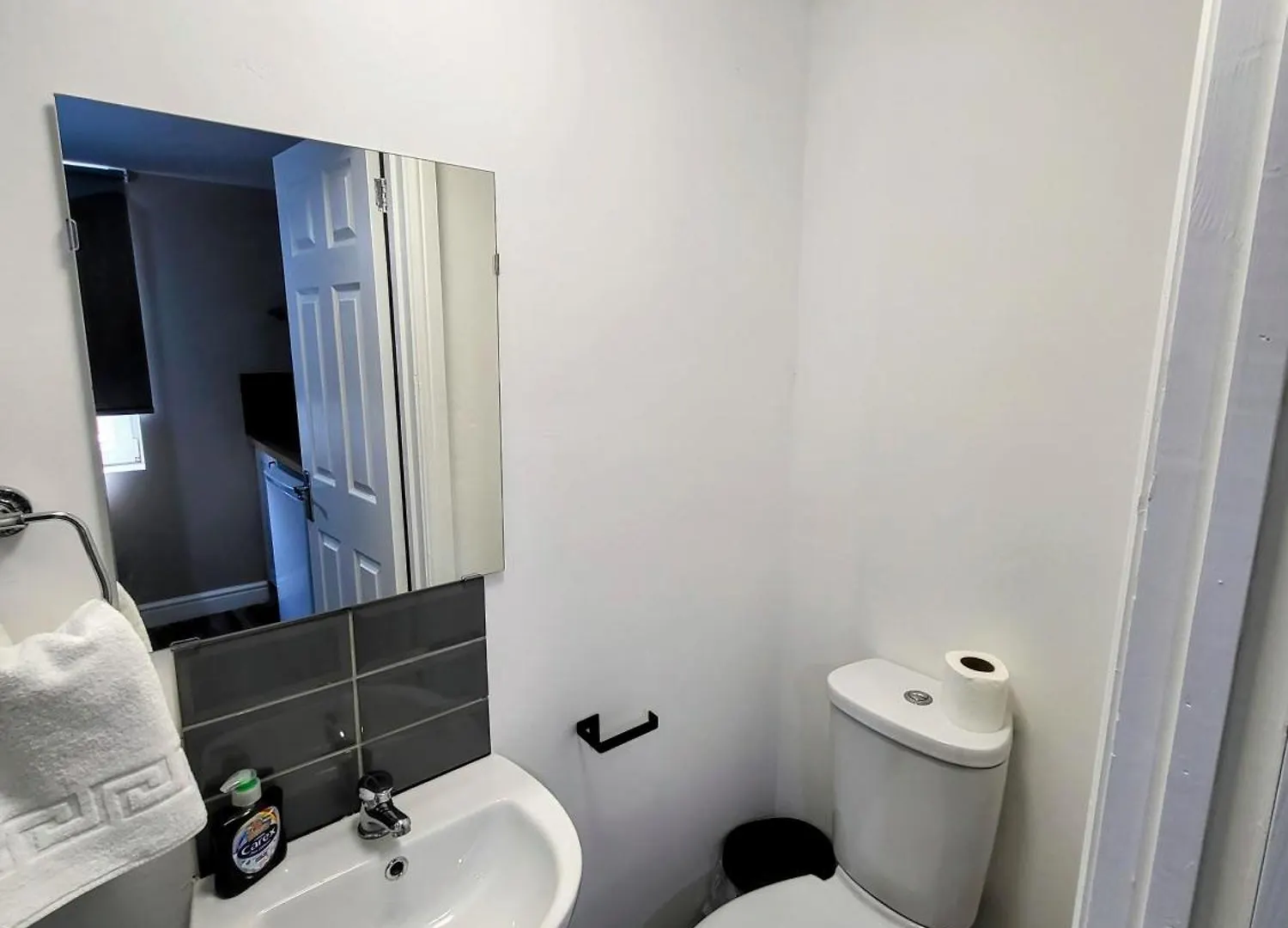 Comfortable Stay - Loughborough Nottingham Guest house